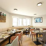 Amelie No 3 & 酒店 施伟根-莱齐腾巴赫