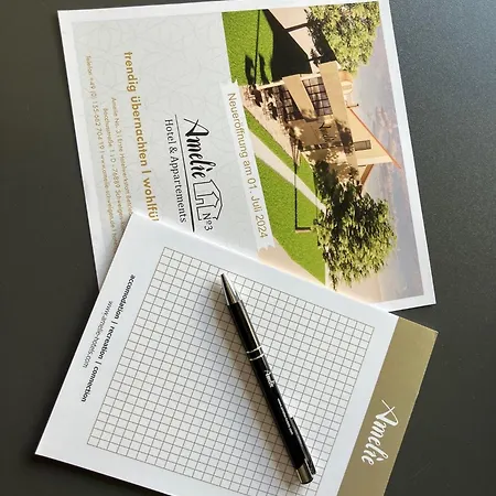 Amelie No 3 & 酒店 *