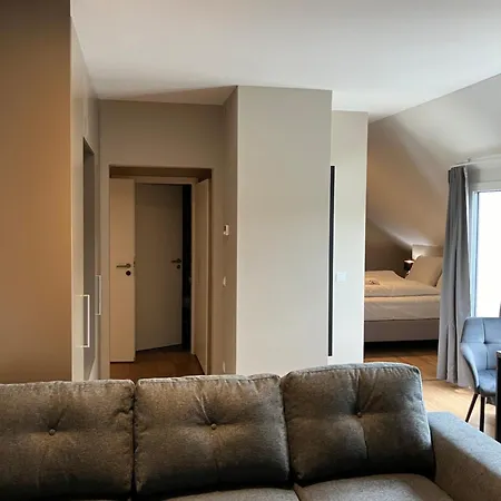 Amelie No 3 & * シュヴァイゲン・レヒテンバッハ