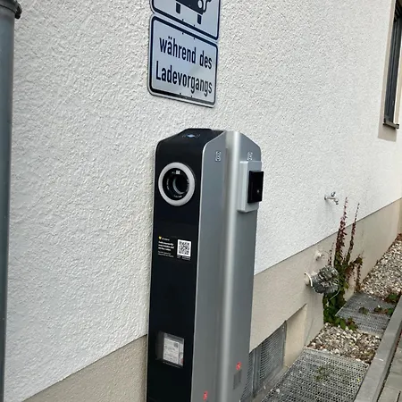 Amelie No 3 & 酒店