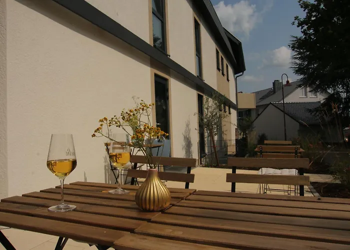 Hotel Amelie No 3 & *