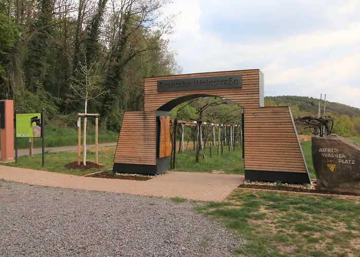 Amelie No 3 & Hotel Schweigen-Rechtenbach