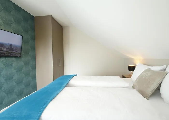 Hotel Amelie No 3 & *